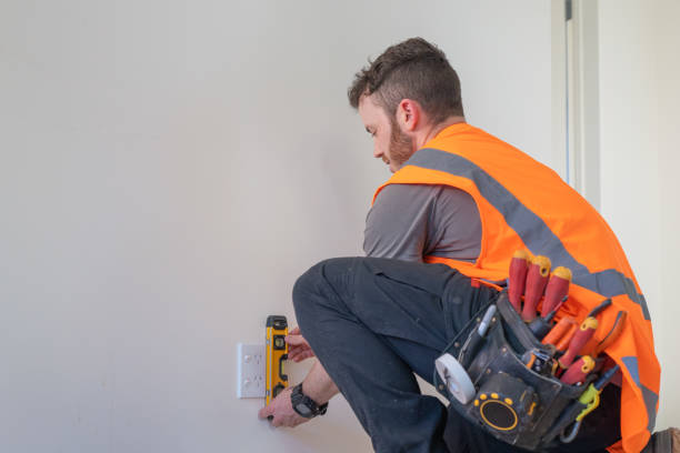Best Licensed Electrician  in Briggs, OK